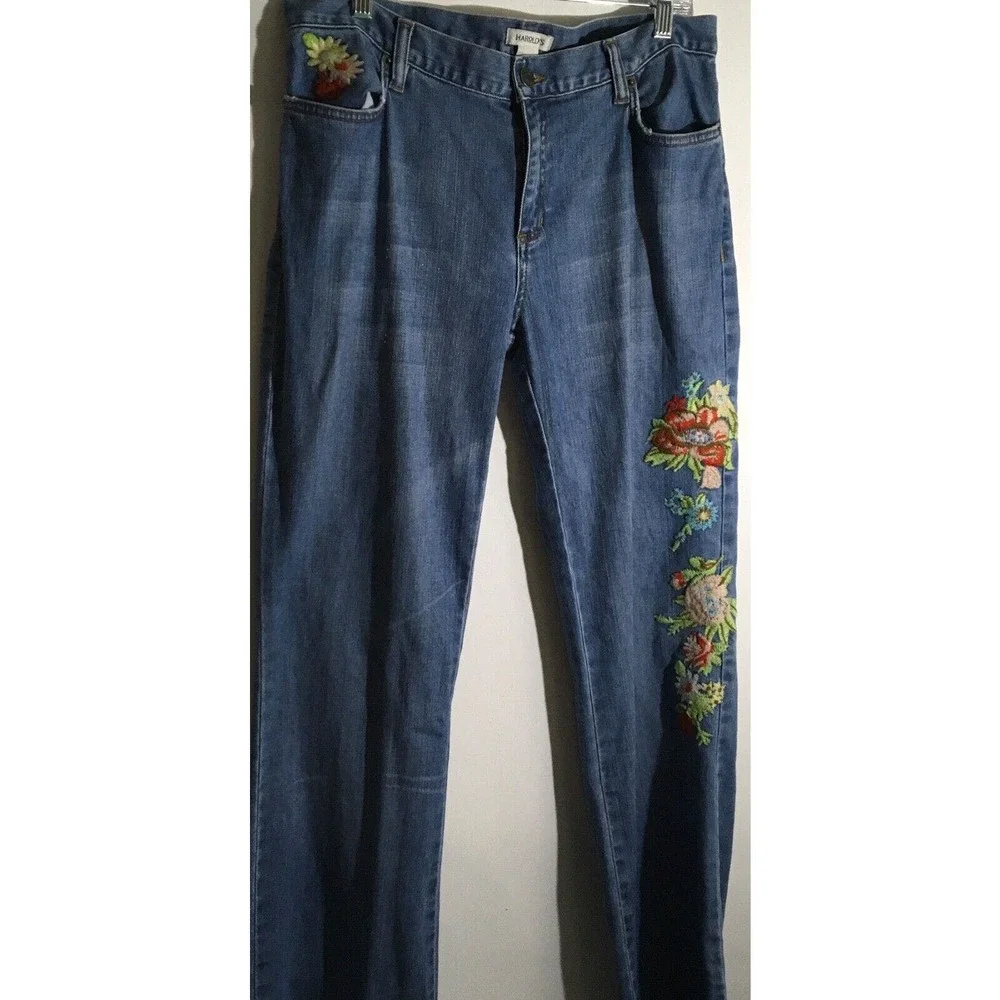 Harolds Women's Size 8 Denim Embroidery Embellished 5 Pocket Boot Cut Jeans
